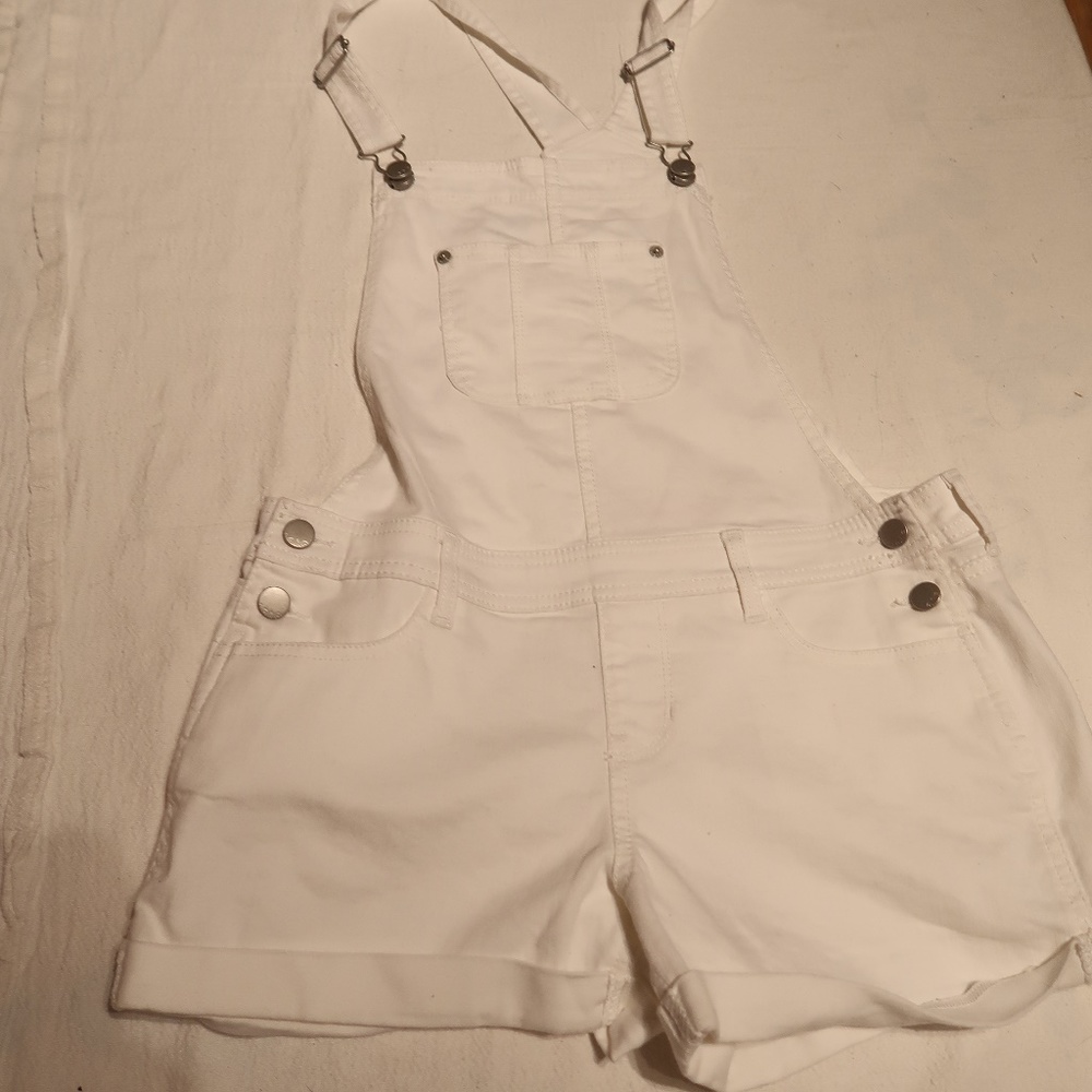 White short overall